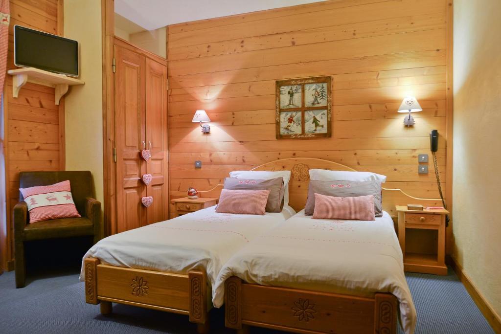 Hotel-Spa Le Morillon Charme & Caractere Phòng bức ảnh